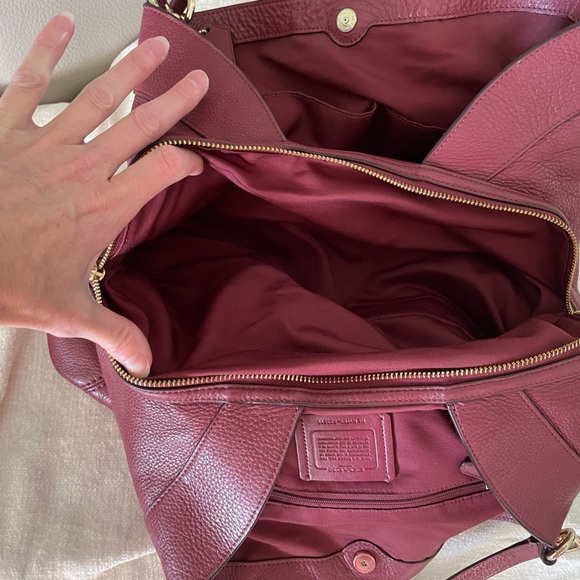 Coach purse - Picture 6 of 6